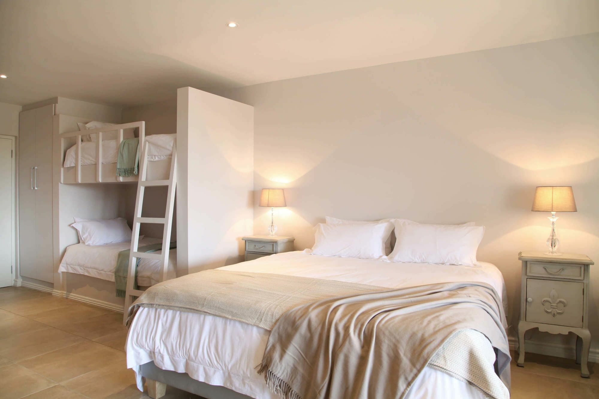 Apartment Sunrise Bay Self Catering *